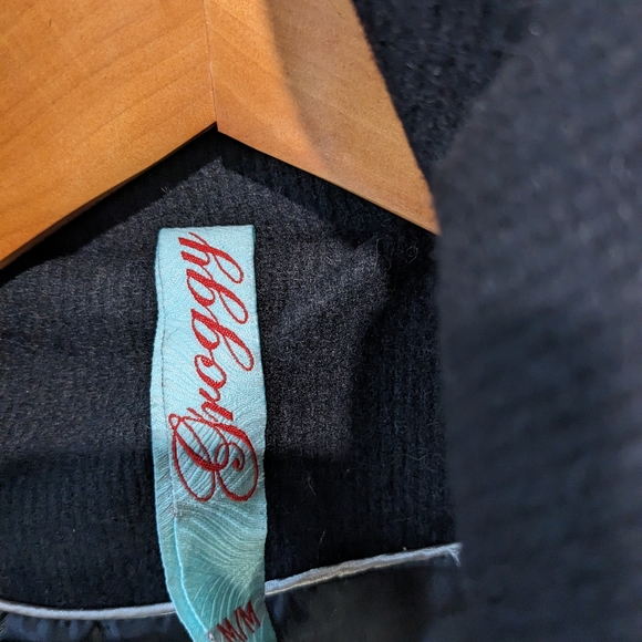 Groggy Black Wool Blend Chic Jacket with Silky Lining & Front Pockets - Picture 11 of 12